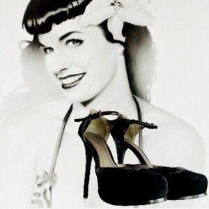 BETTIE PAGE PIN-UP STYLE PLATFORM STILETTO HEELS